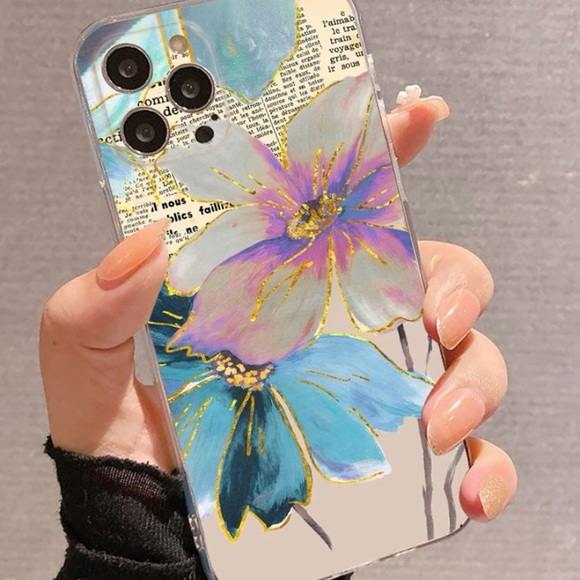 Accessories - Floral design Iphone case
